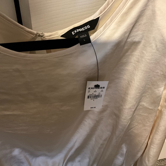 Express cream silky crop top new - Picture 2 of 2